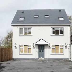  Apartment Waterlane Ireland