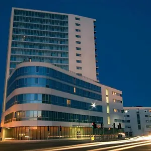 Apartment Metro Airport